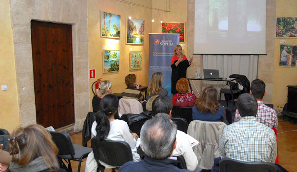 cursos-talleres-fundacion-sophia-1.jpg